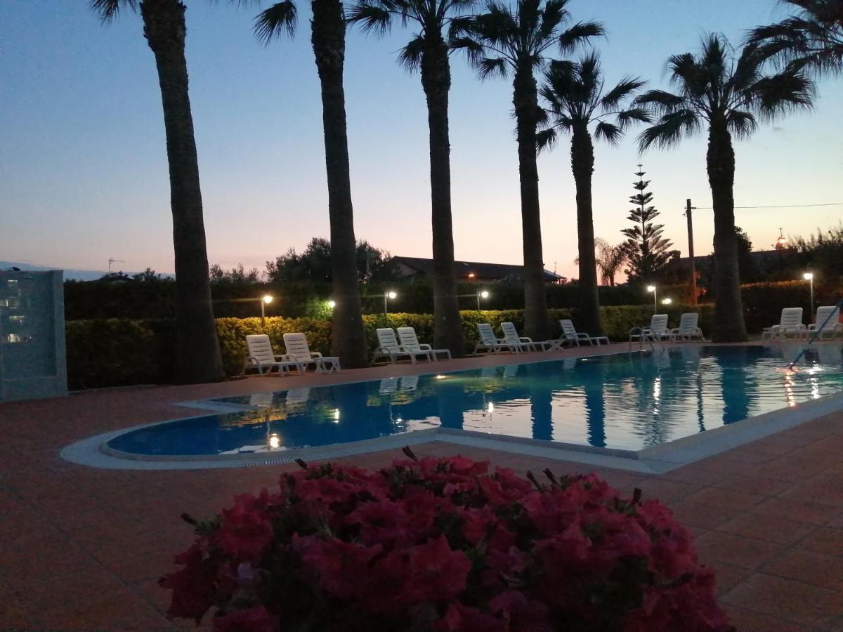 Villa Laura Residence Hotel Apartments & Studios Ascea Extérieur photo